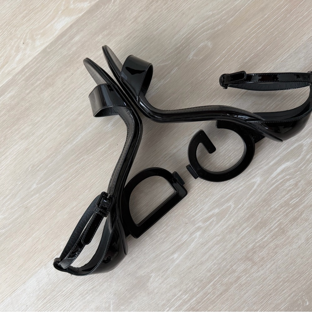 Dolce & Gabbana Glossy Black Heels - Picture 5 of 9